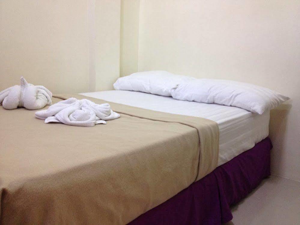 Casa Munda Bed & Breakfast Davao Stadt Exterior foto